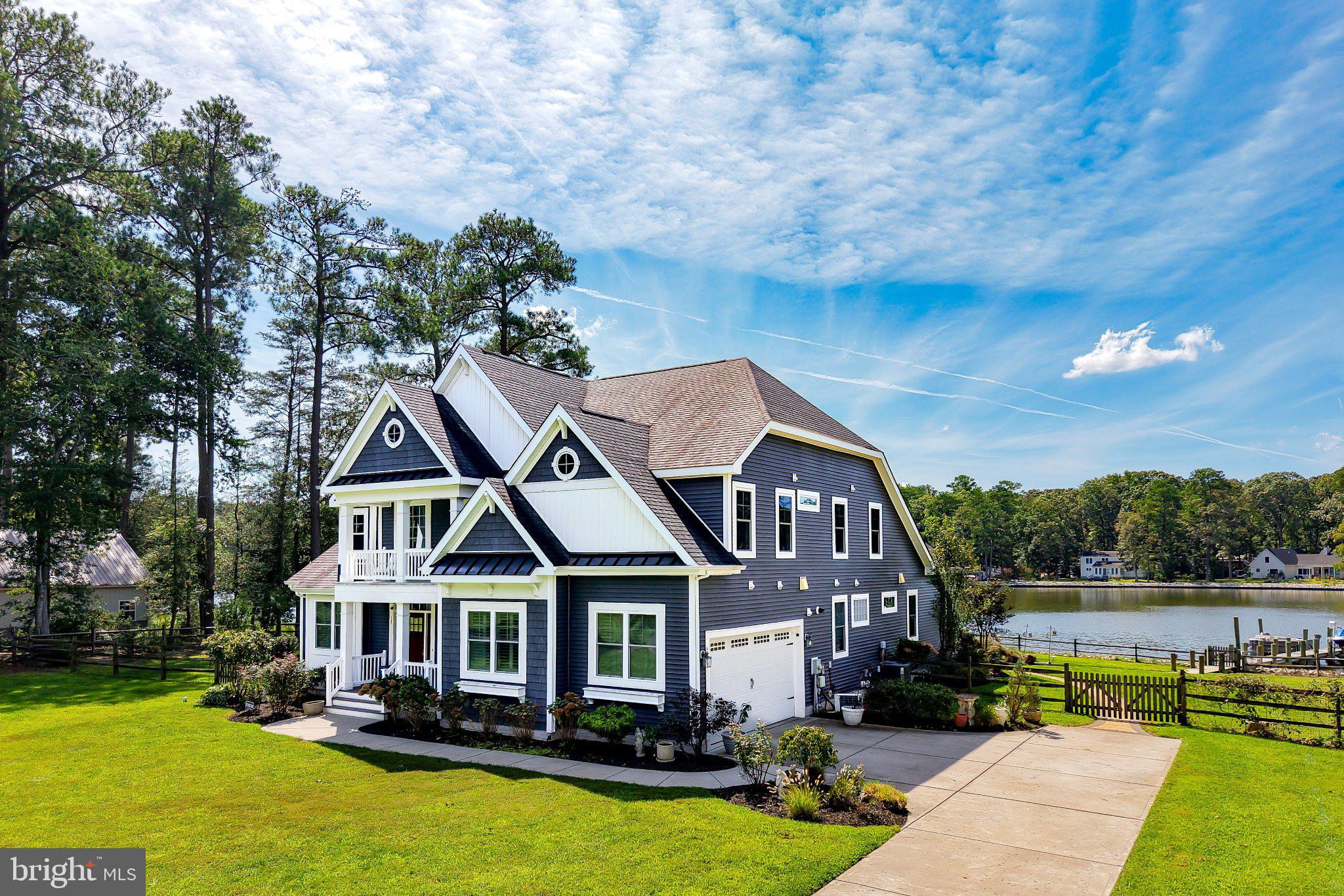17 PINEWATER DRIVE
