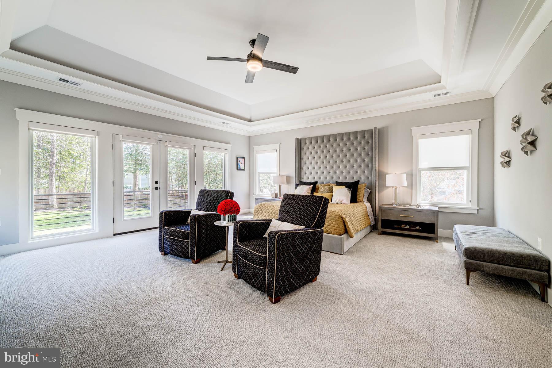 VIENNA WOODS - Residential