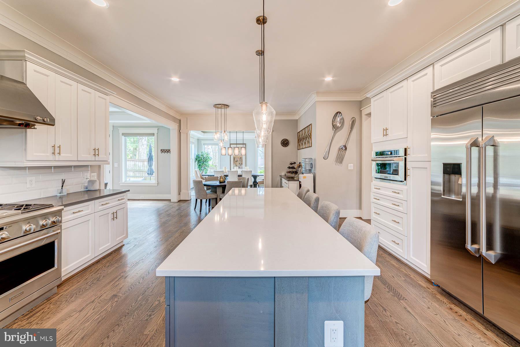 VIENNA WOODS - Residential