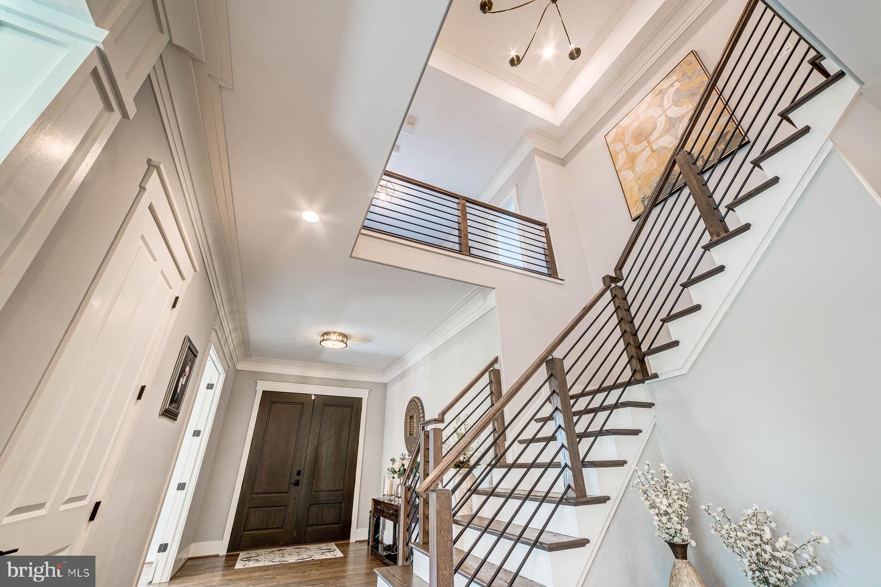 VIENNA WOODS - Residential