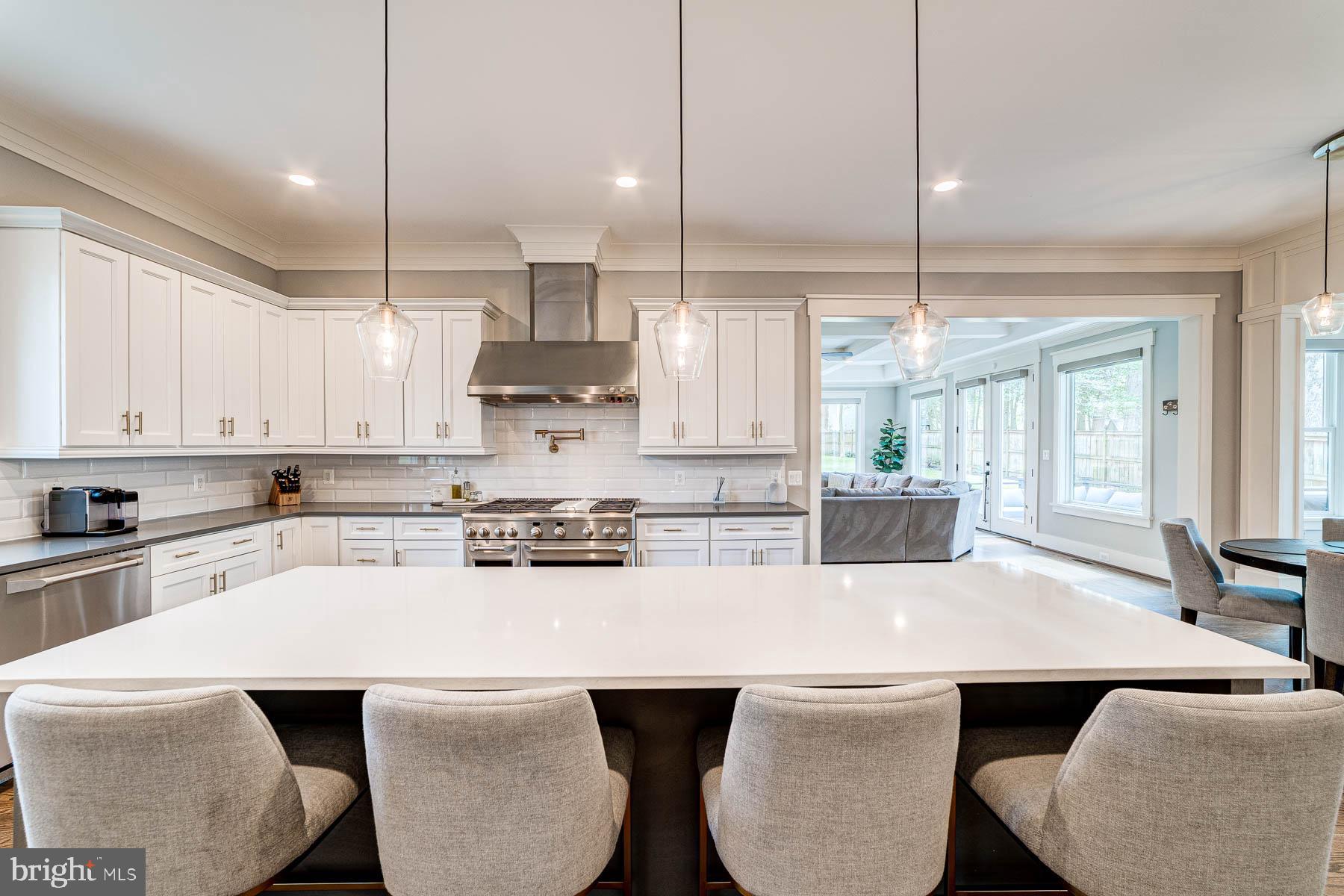 VIENNA WOODS - Residential