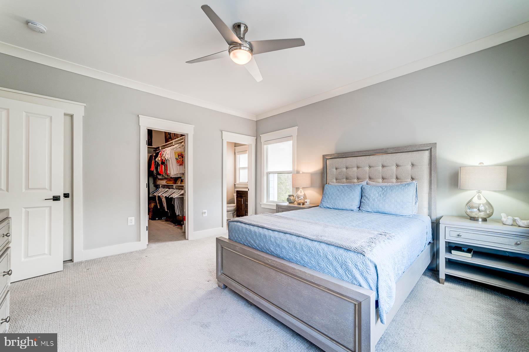 VIENNA WOODS - Residential