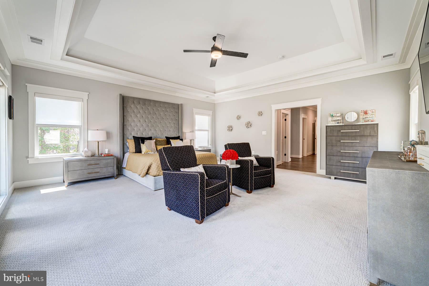 VIENNA WOODS - Residential