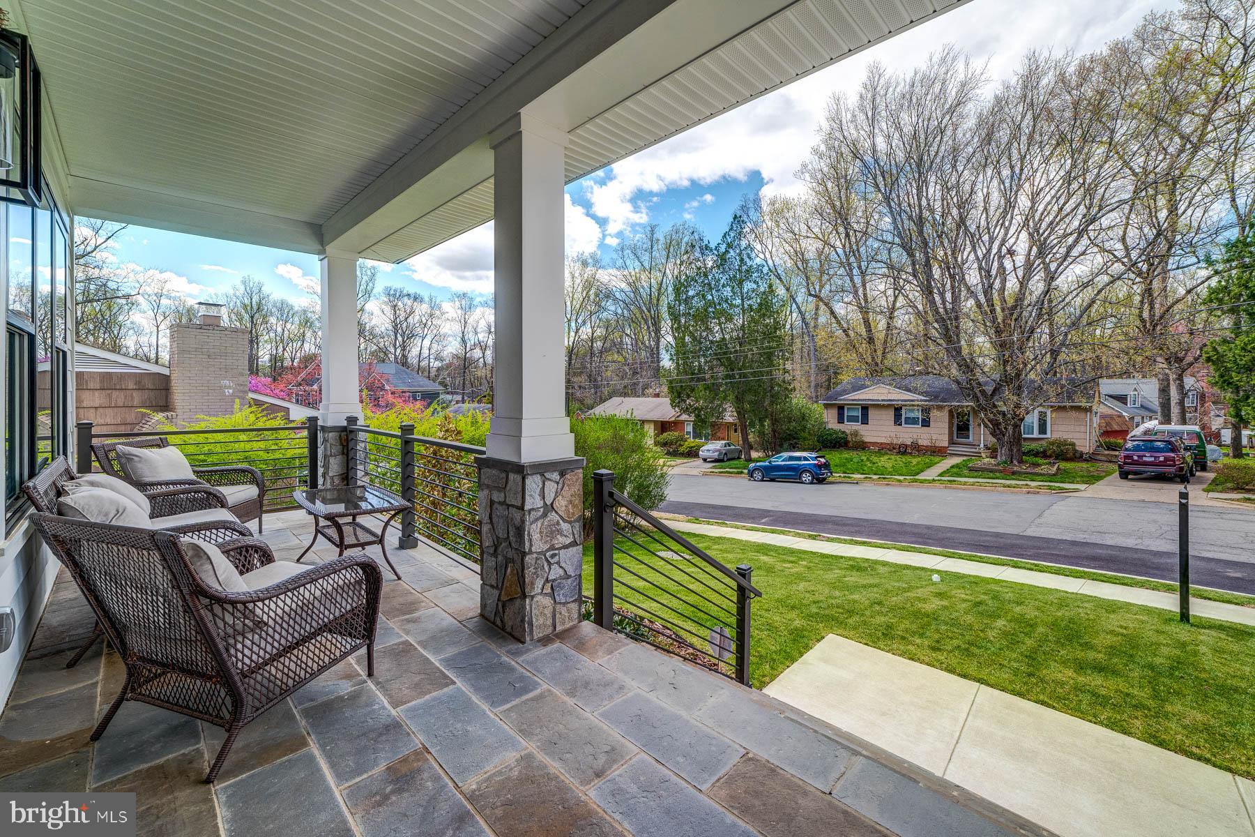 VIENNA WOODS - Residential