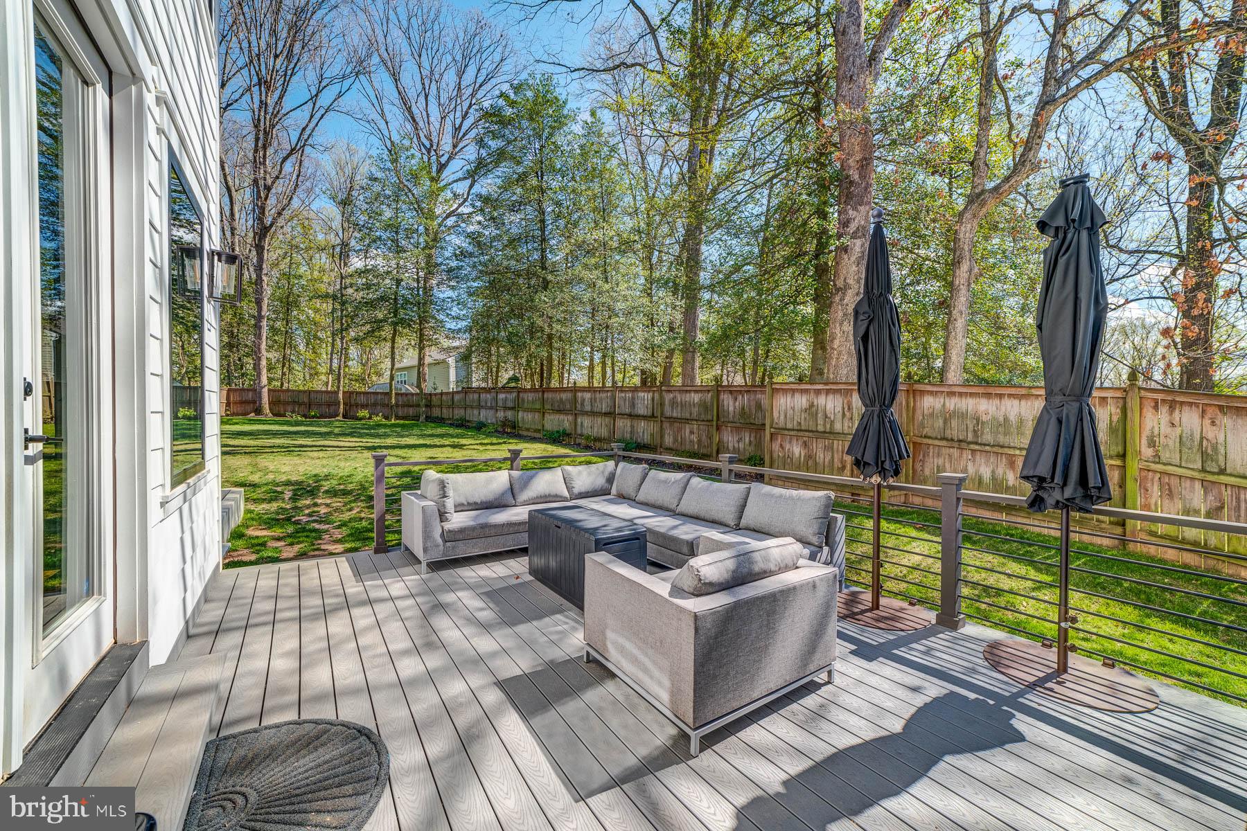 VIENNA WOODS - Residential