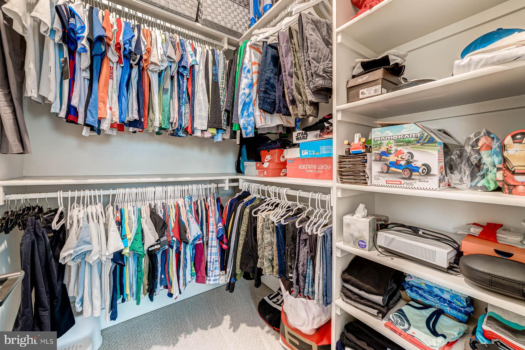 VIENNA WOODS - Residential