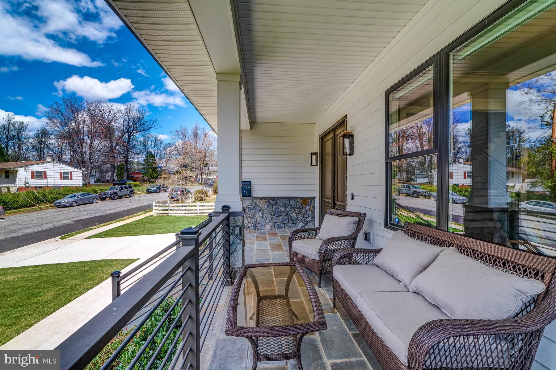 VIENNA WOODS - Residential