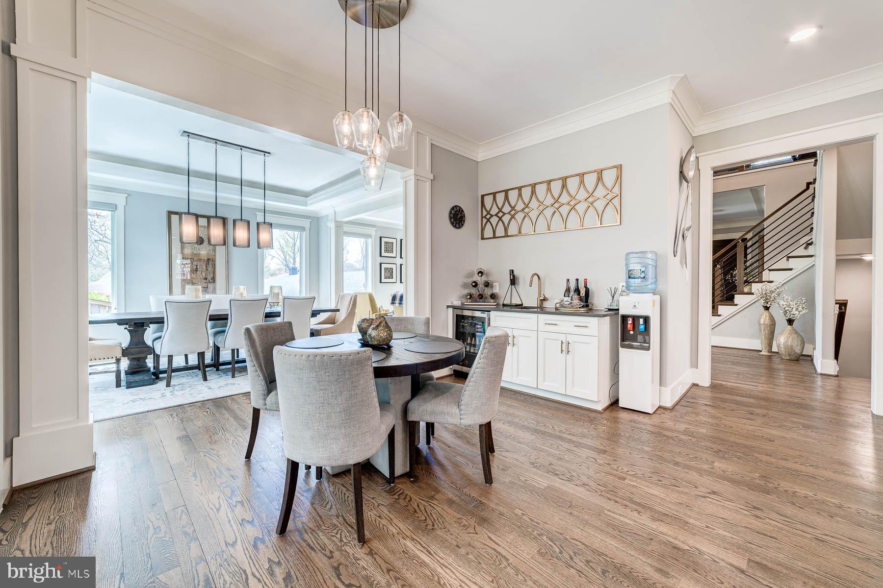 VIENNA WOODS - Residential