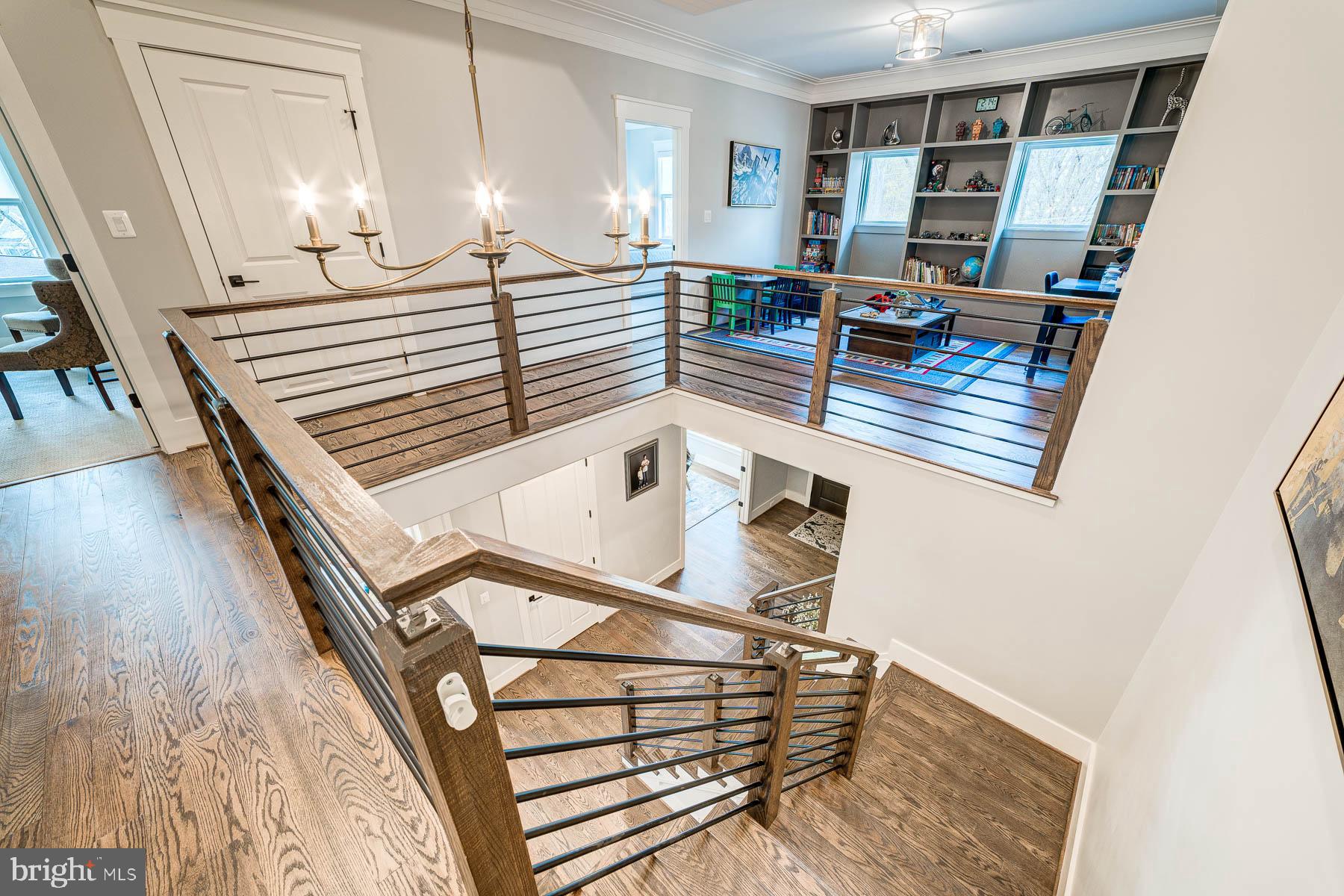 VIENNA WOODS - Residential