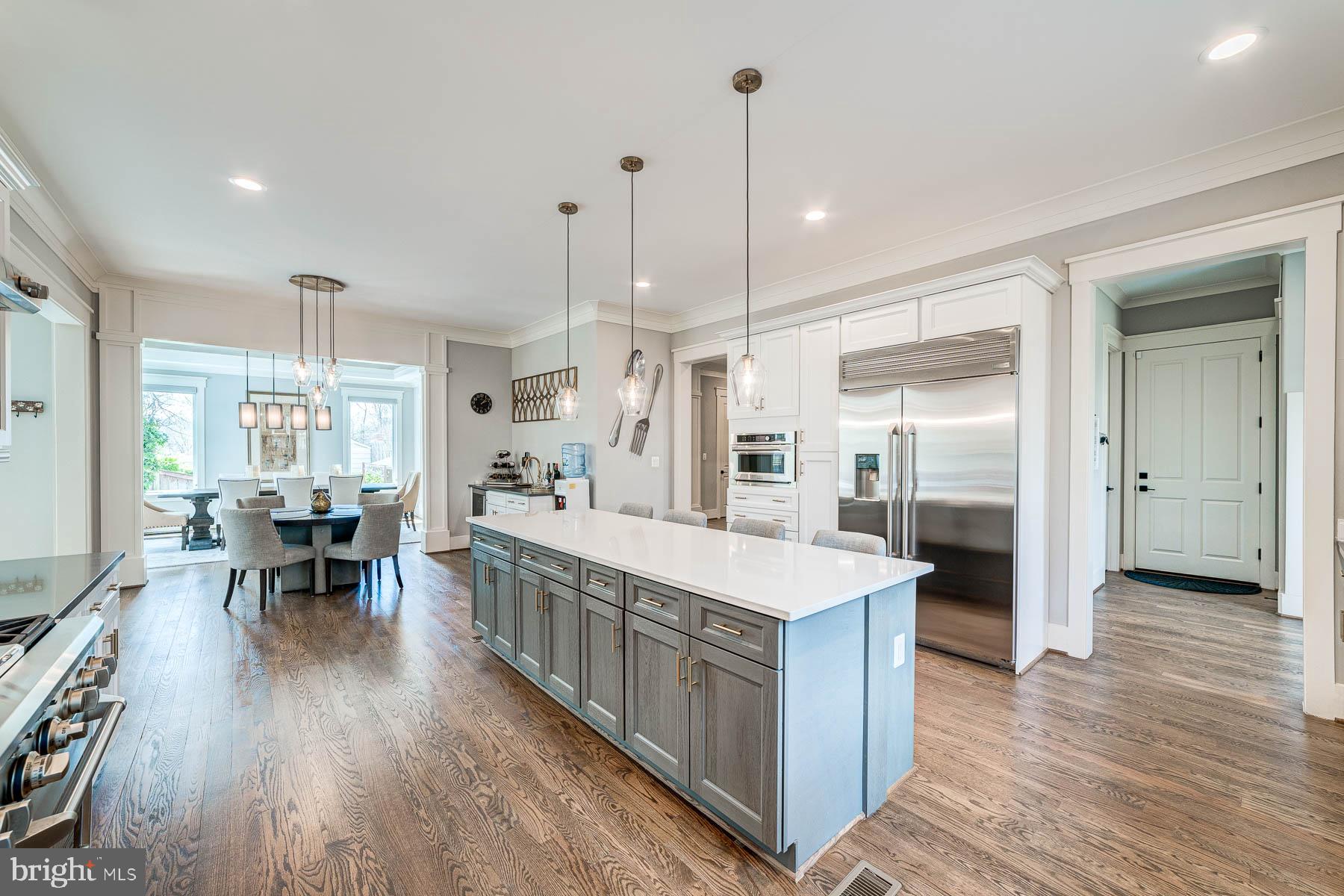 VIENNA WOODS - Residential