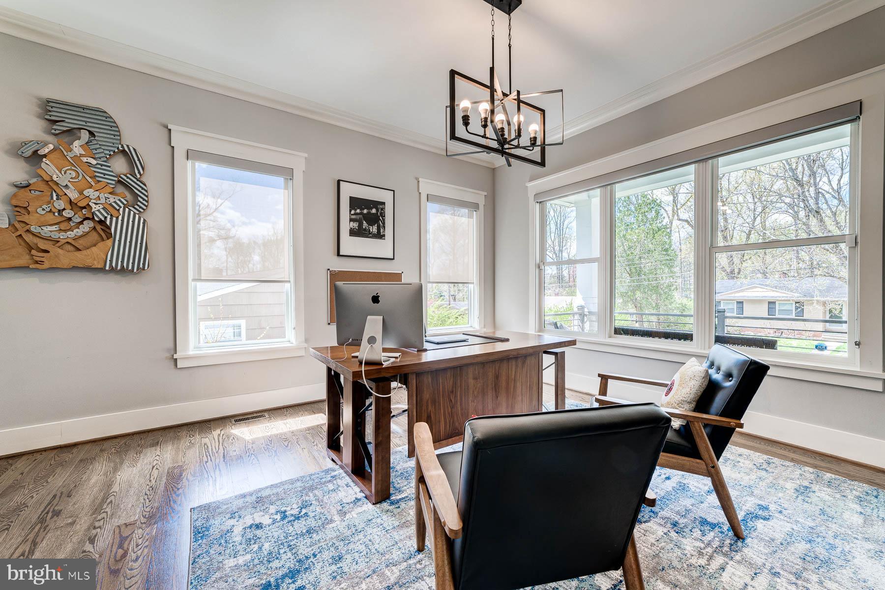 VIENNA WOODS - Residential