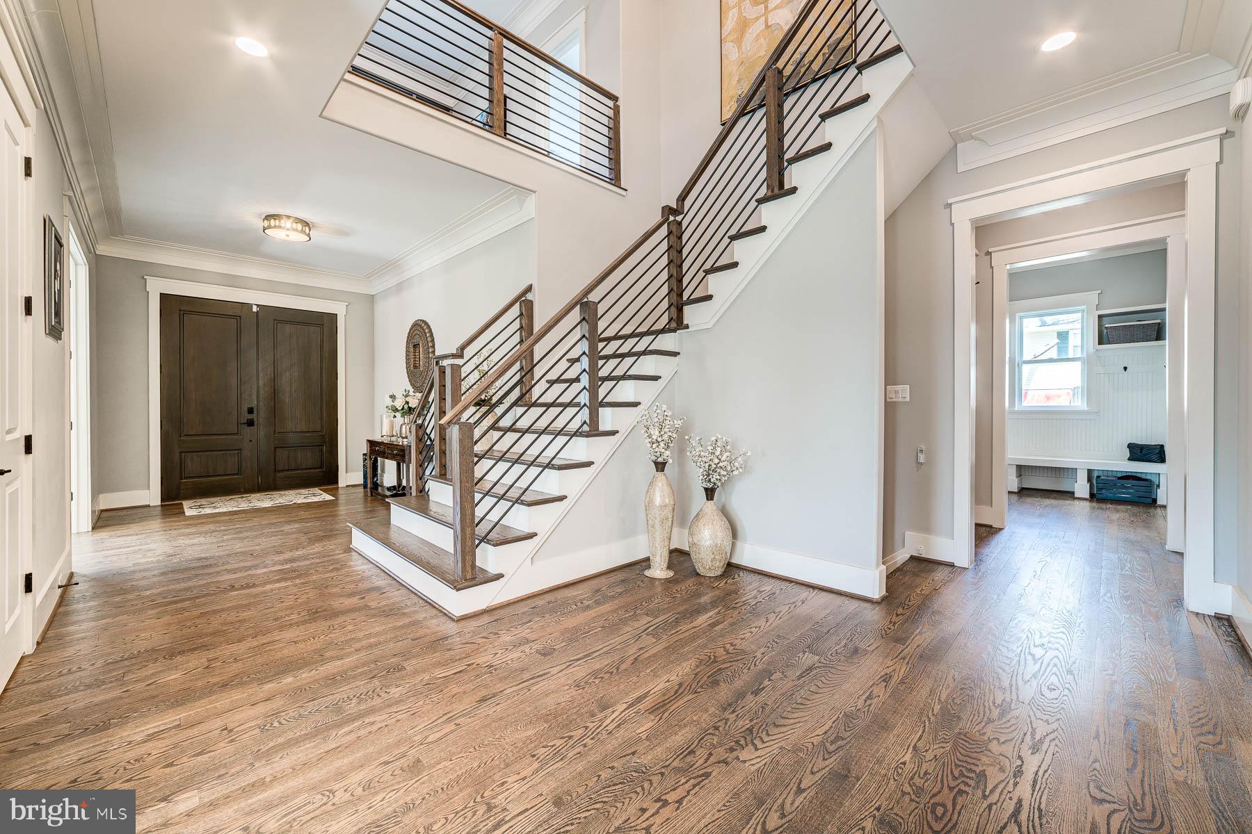 VIENNA WOODS - Residential