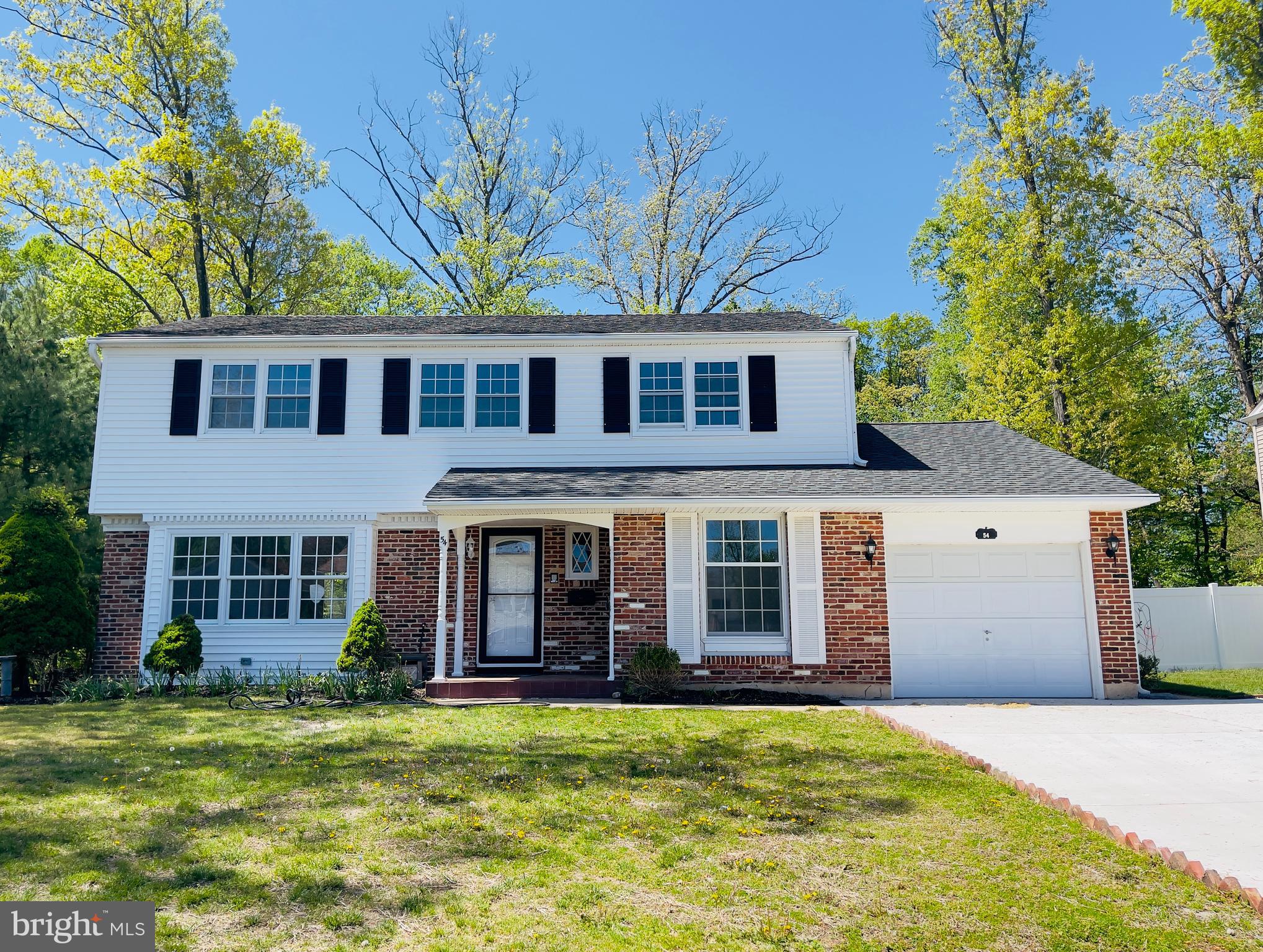 54 SARATOGA ROAD