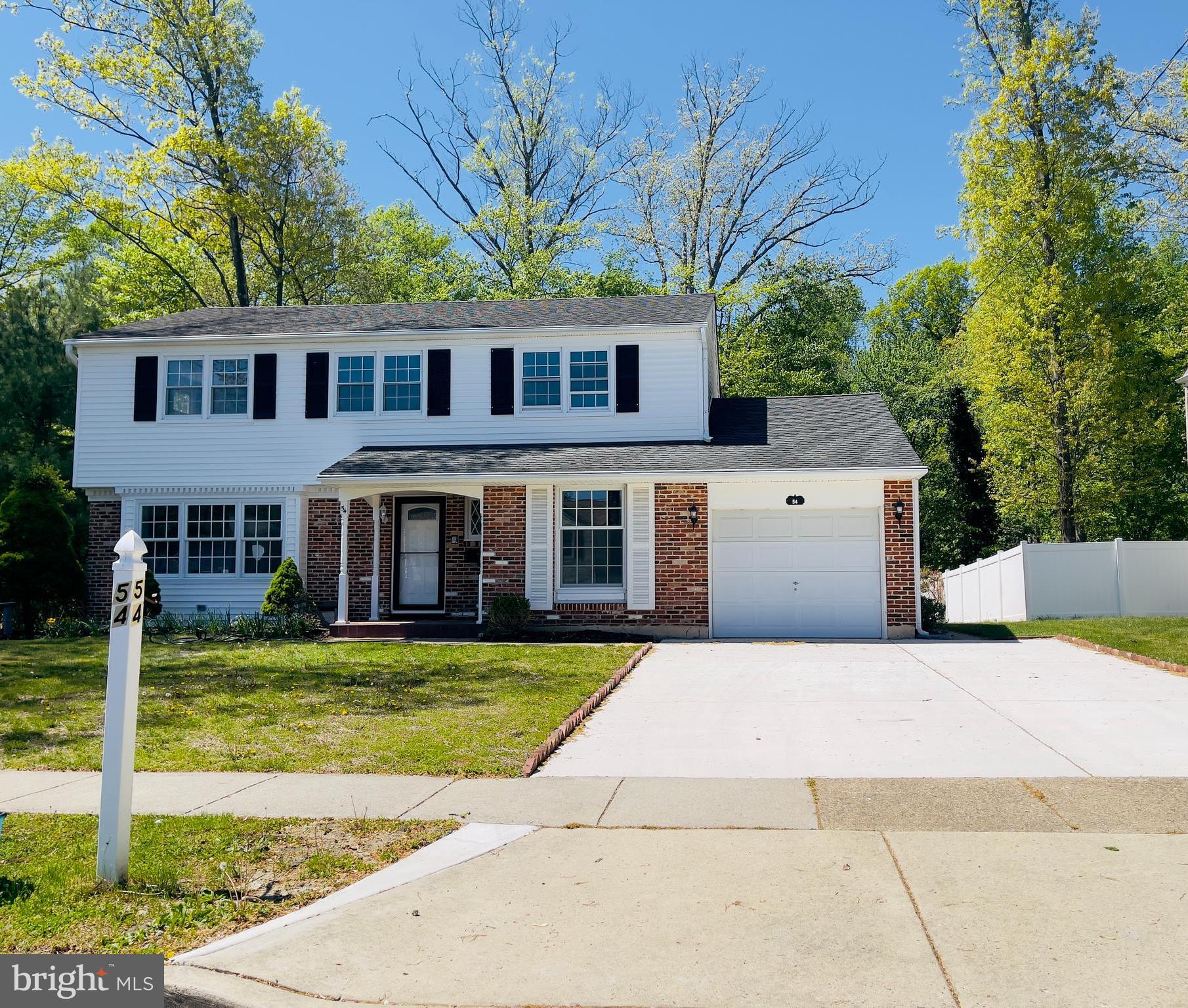 54 SARATOGA ROAD