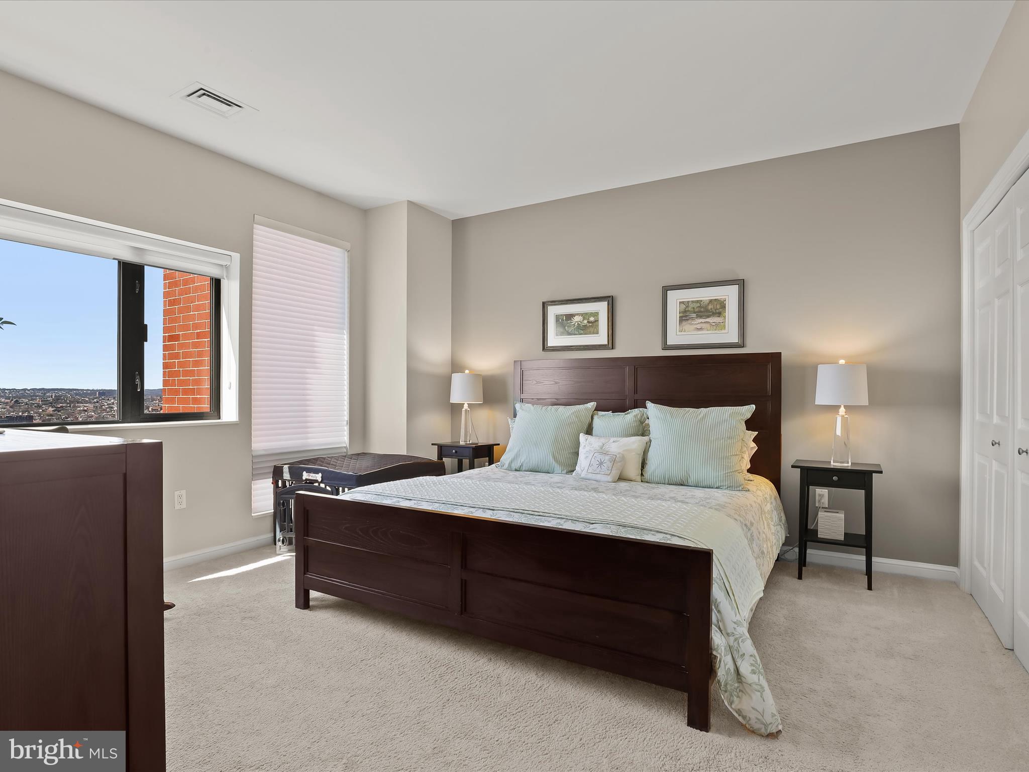 INNER HARBOR - Residential