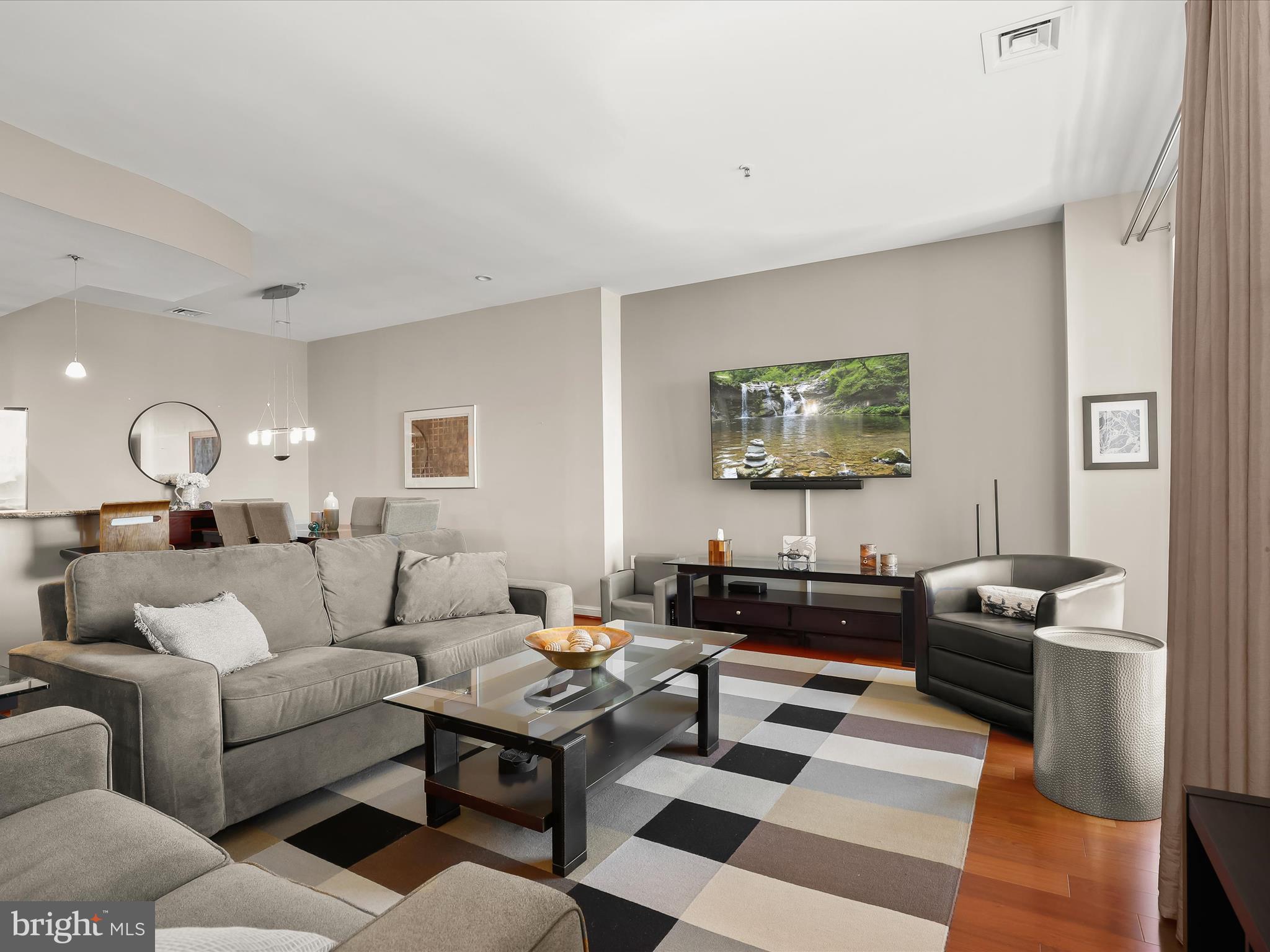 INNER HARBOR - Residential