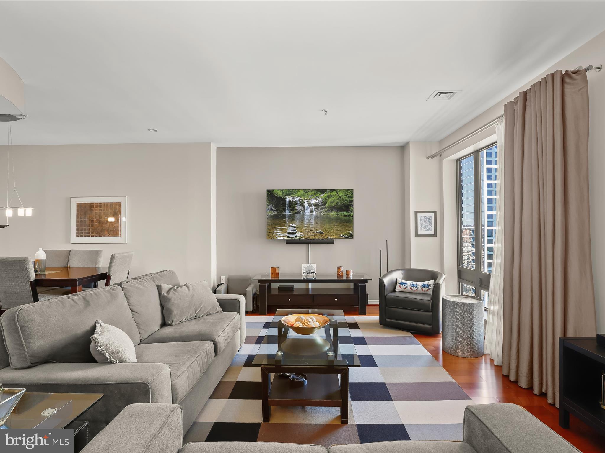 INNER HARBOR - Residential