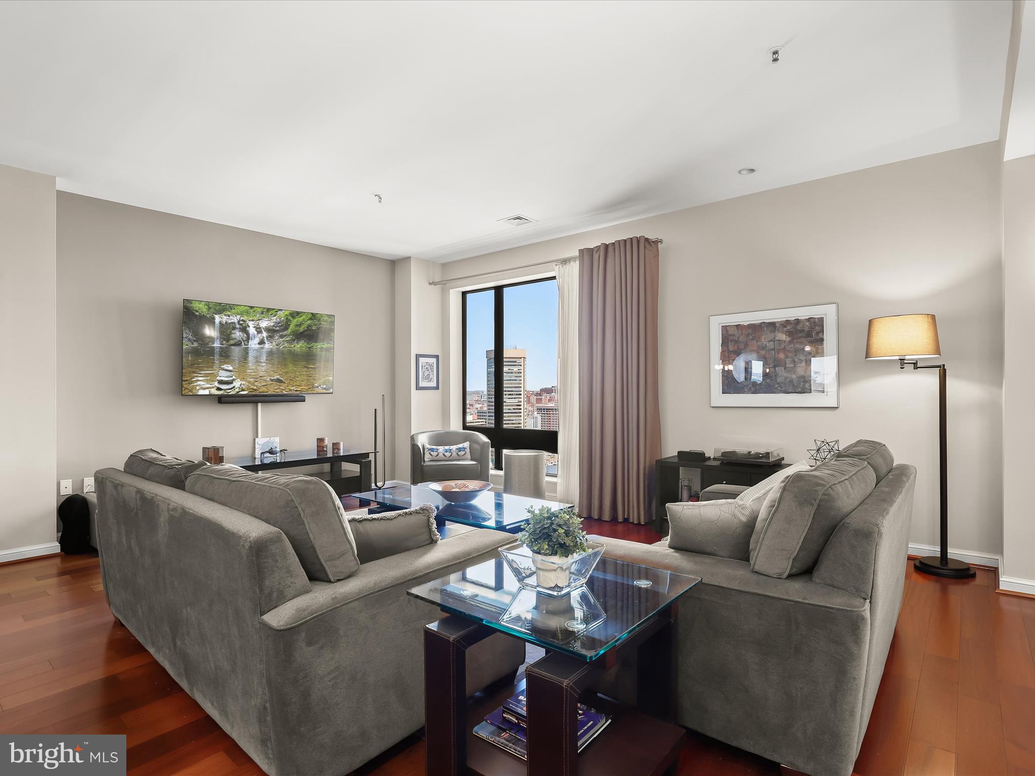 INNER HARBOR - Residential