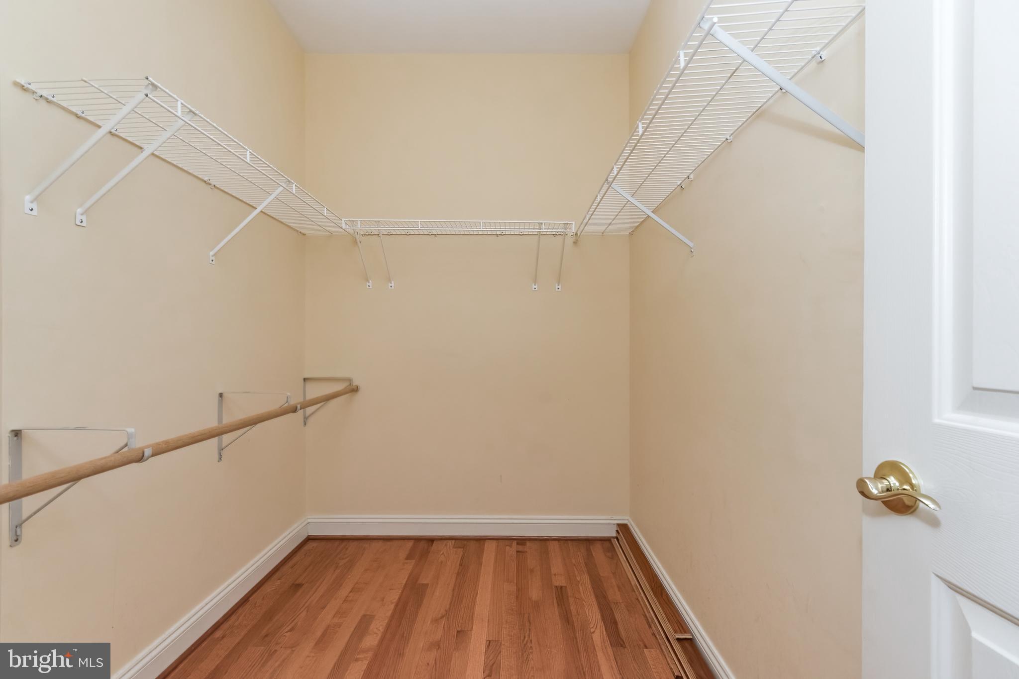 FERNBANK - Residential