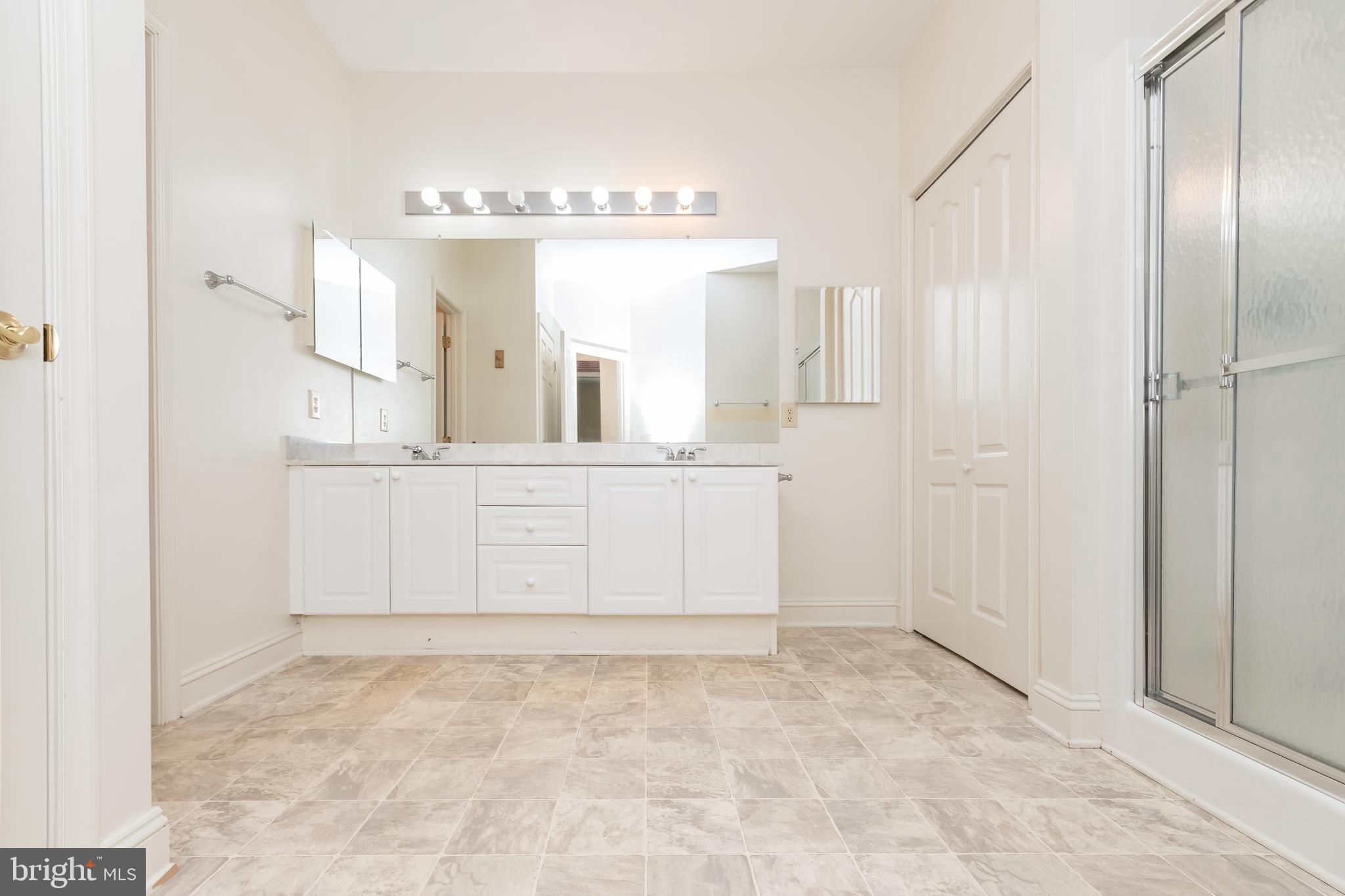 FERNBANK - Residential