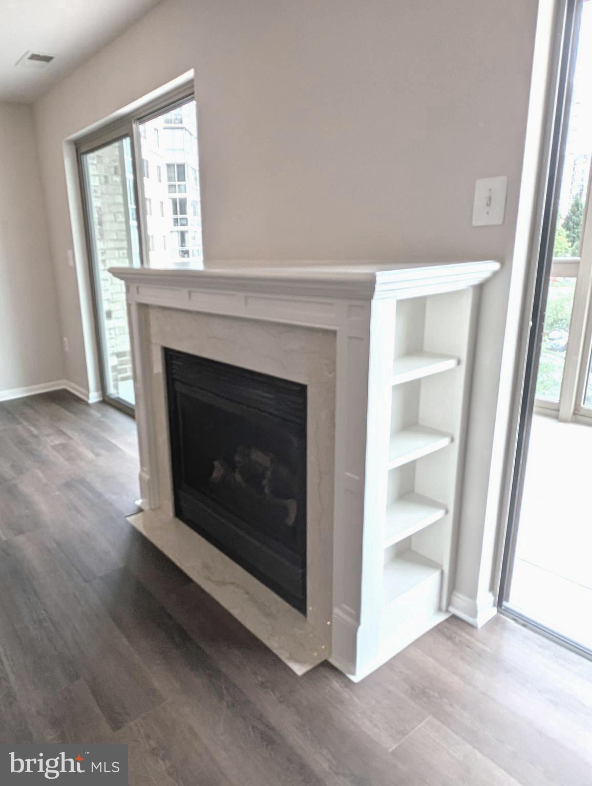 LANSDOWNE WOODS - Residential