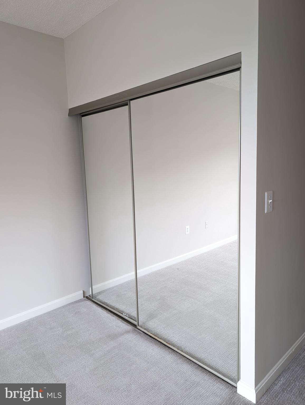 LANSDOWNE WOODS - Residential