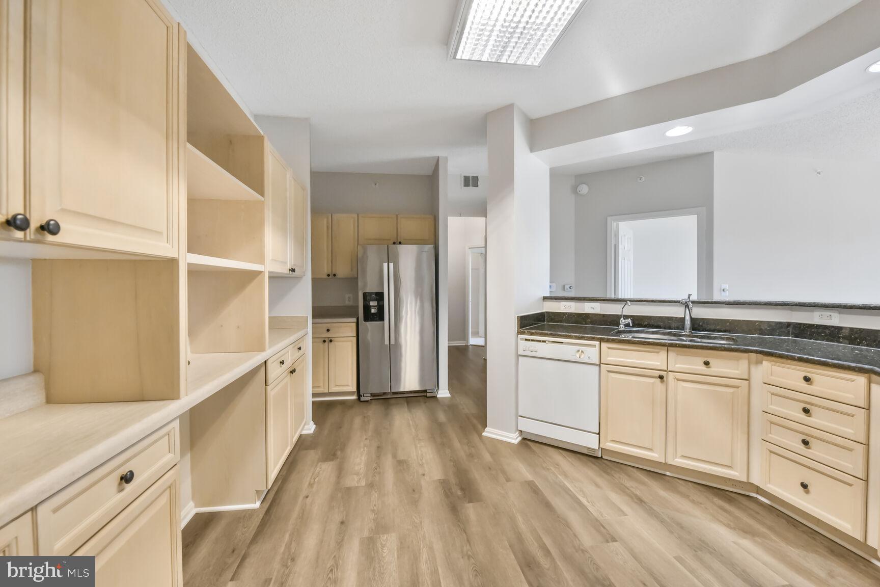 LANSDOWNE WOODS - Residential