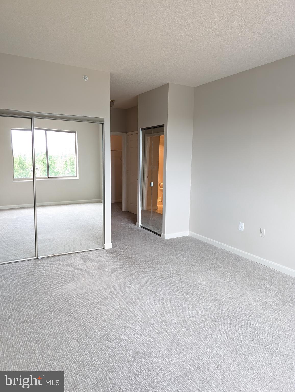 LANSDOWNE WOODS - Residential