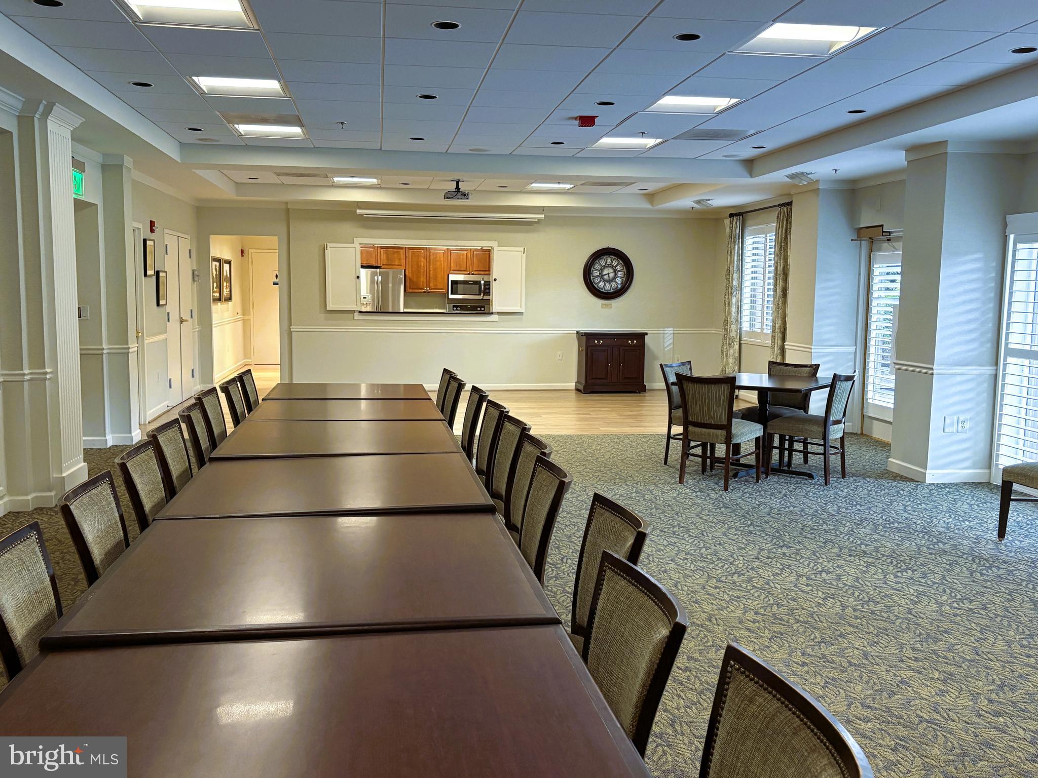 LANSDOWNE WOODS - Residential