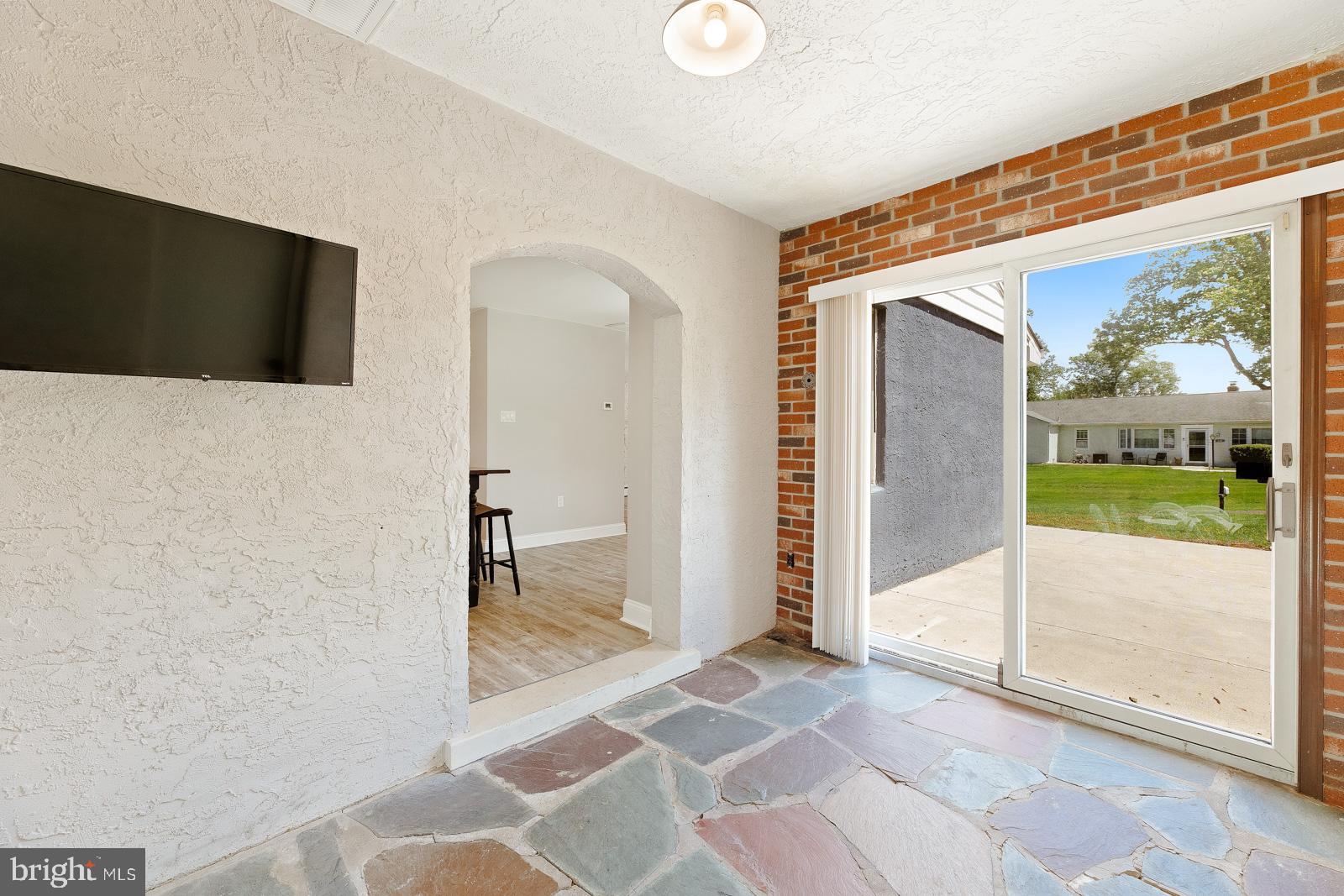 PINE TREE FARMS - Residential