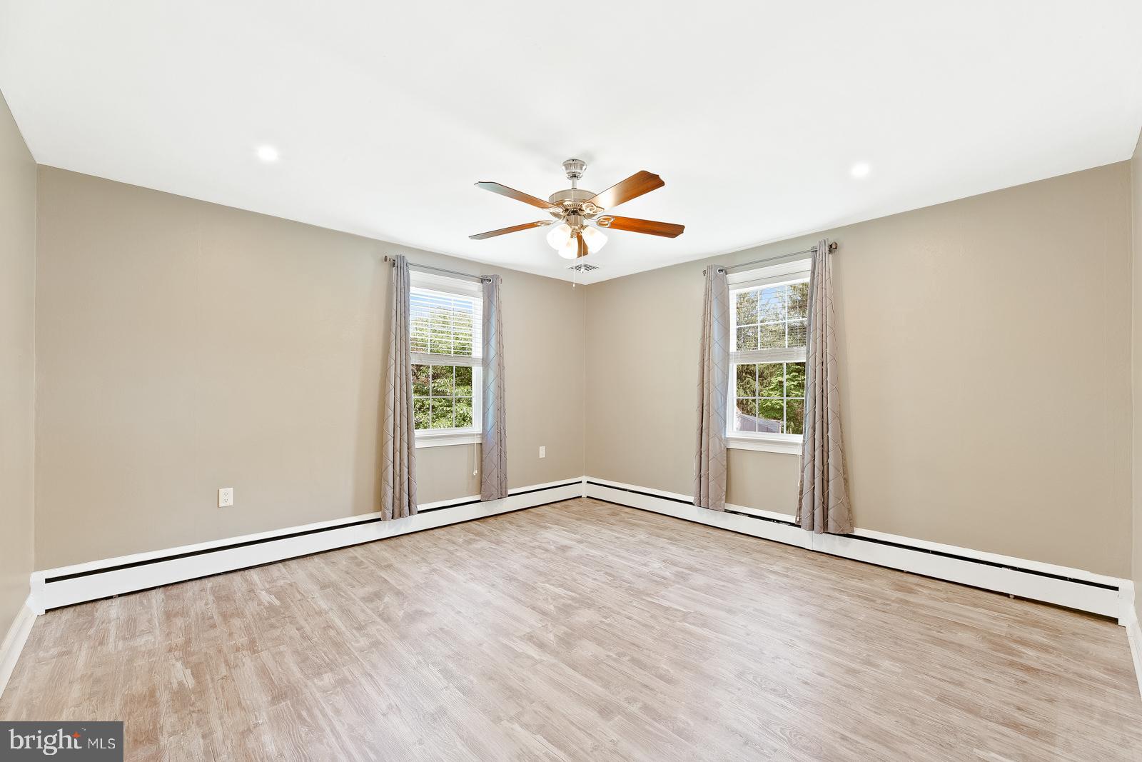 PINE TREE FARMS - Residential