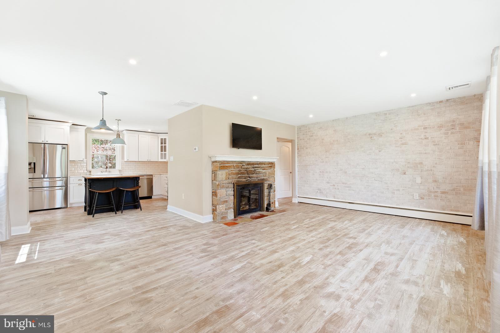 PINE TREE FARMS - Residential