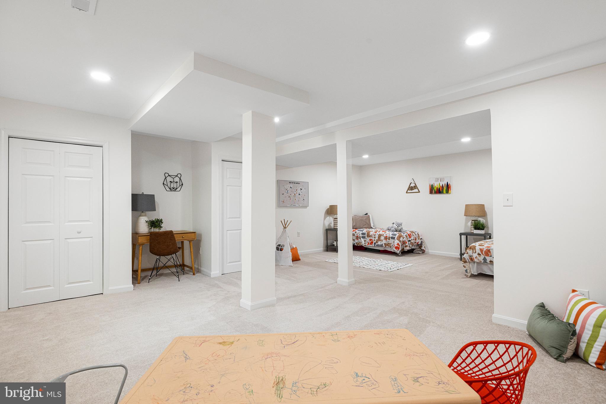 SHANNONDALE - Residential