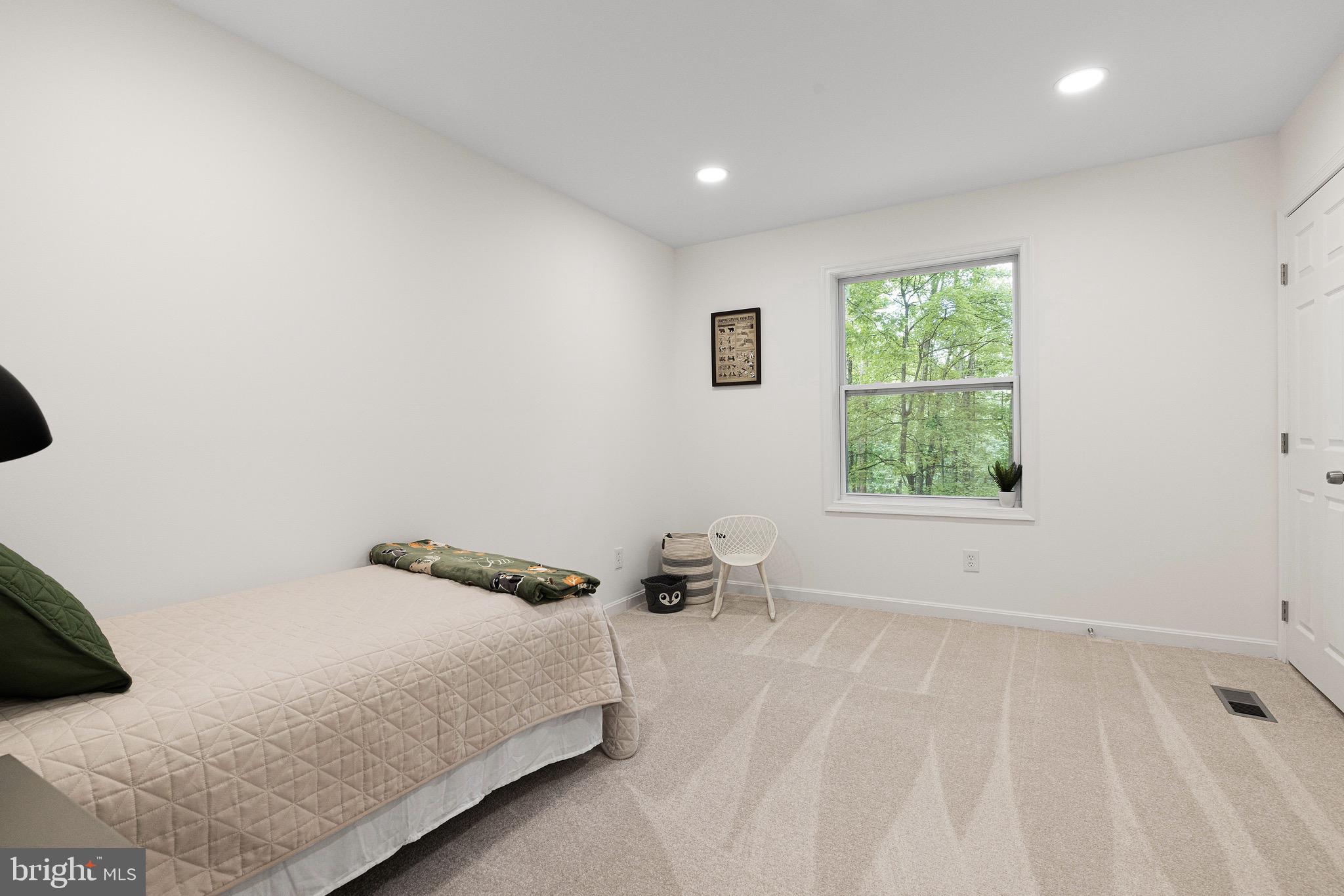 SHANNONDALE - Residential