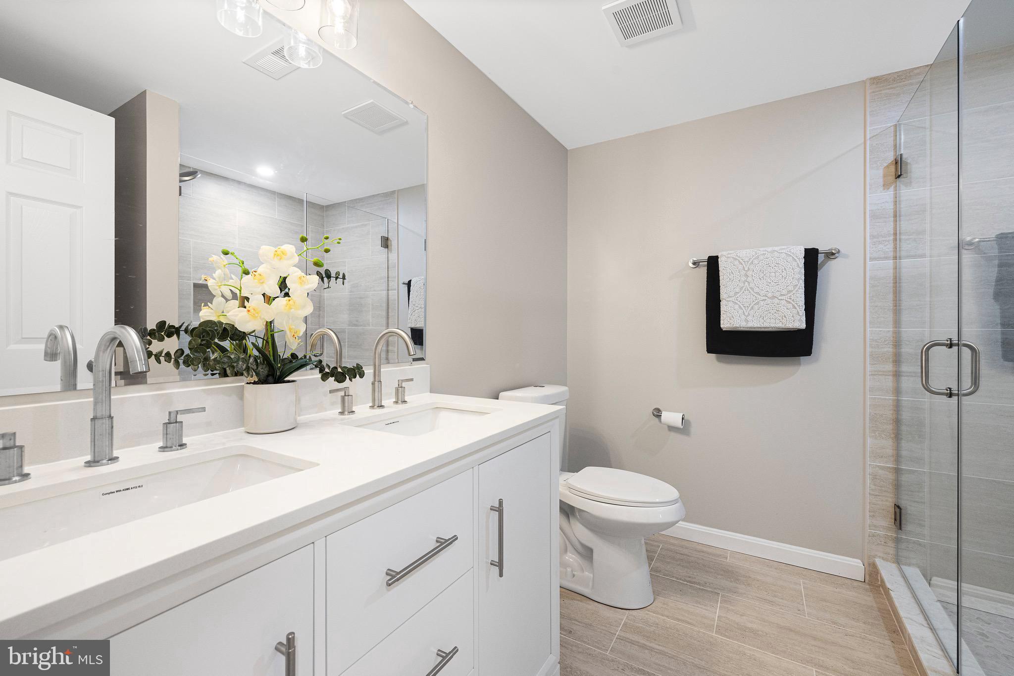 SHANNONDALE - Residential