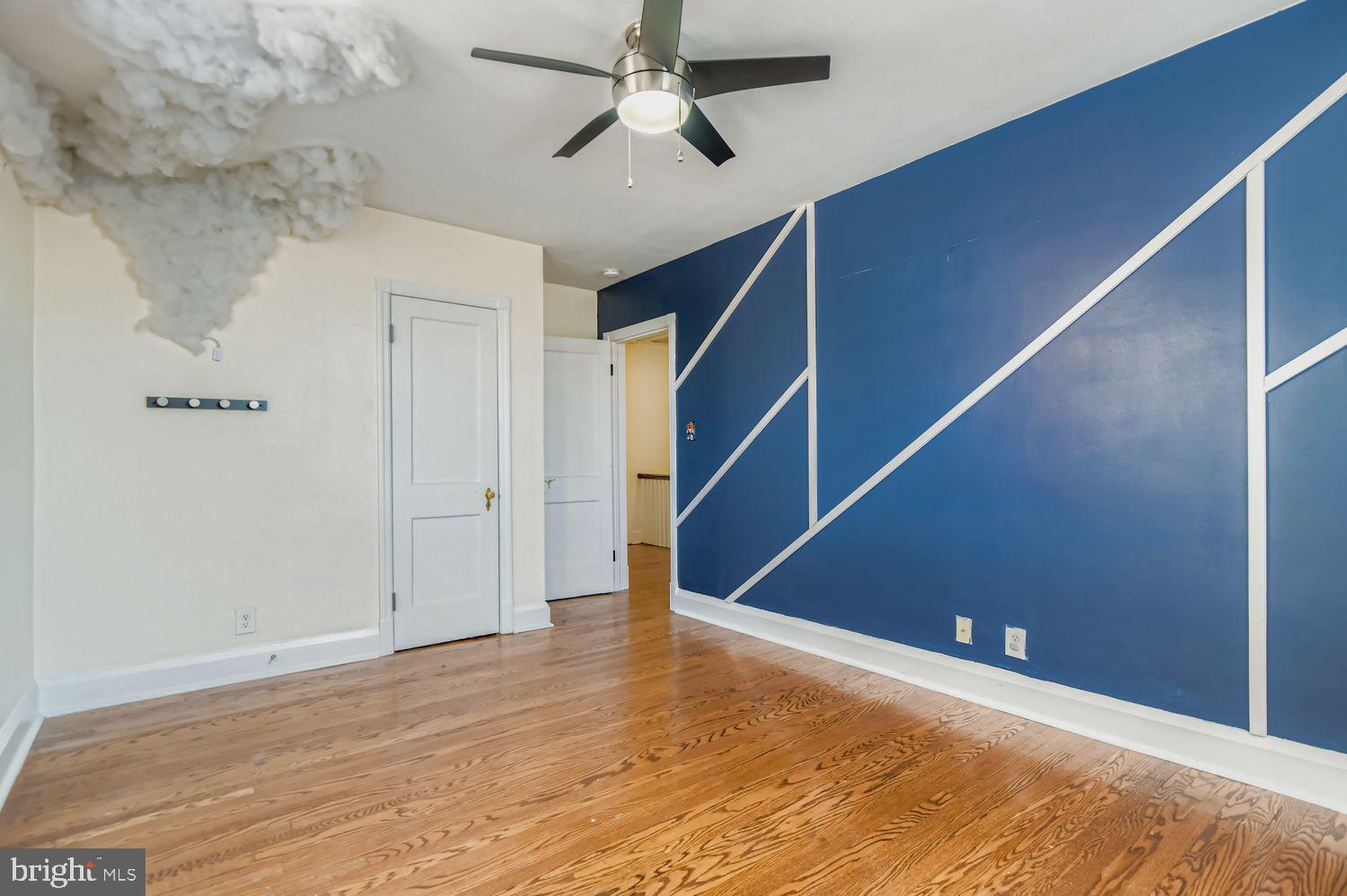 PARKVILLE - Residential