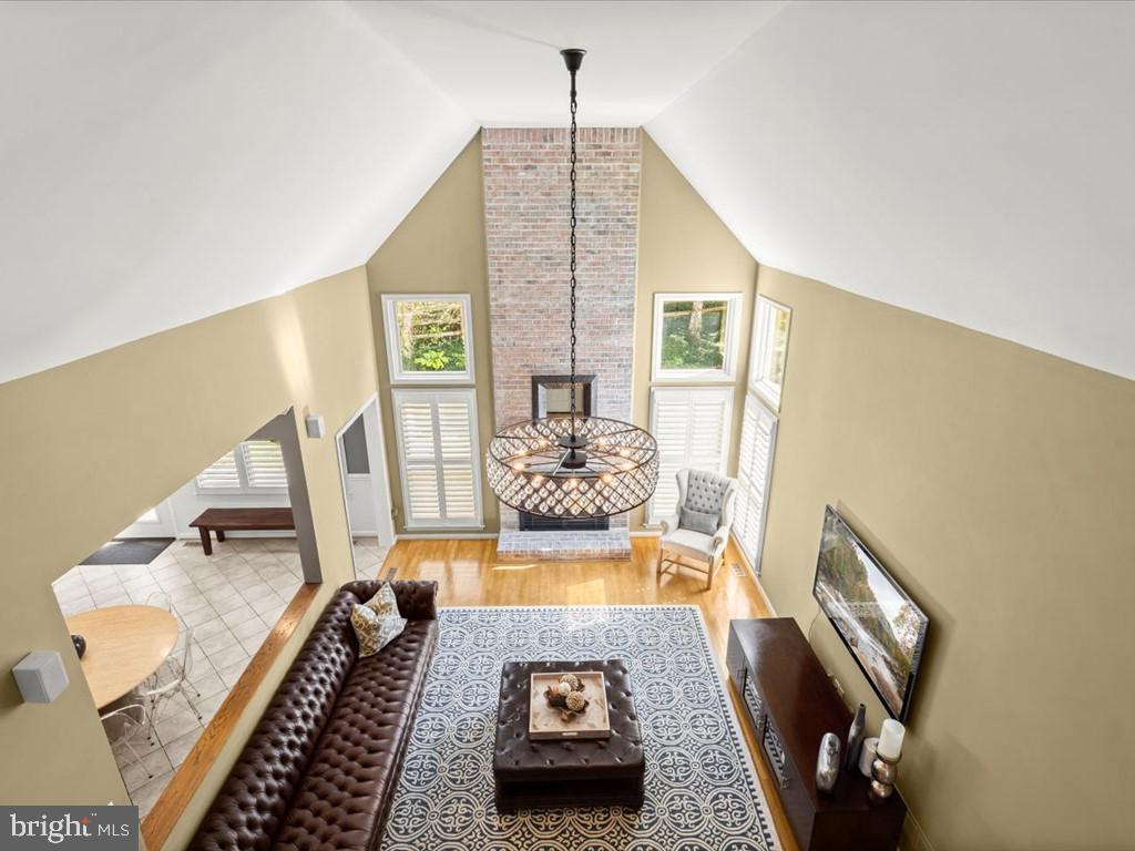 VILLAGE OF RIVER HILL - Residential