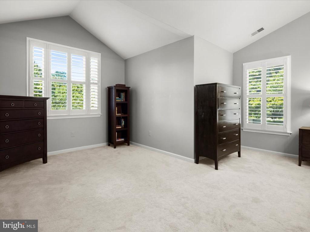 VILLAGE OF RIVER HILL - Residential