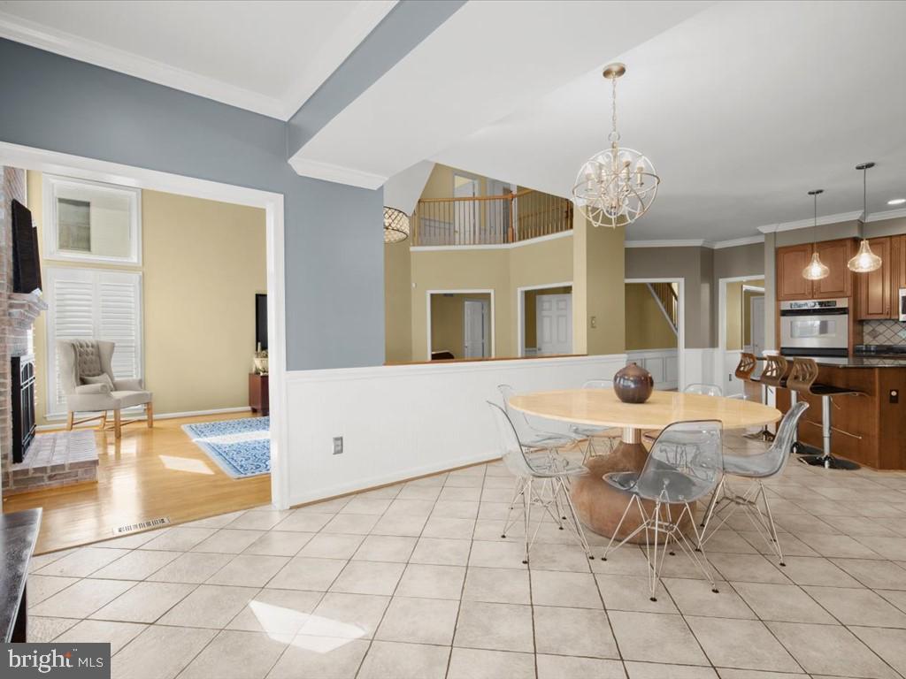 VILLAGE OF RIVER HILL - Residential