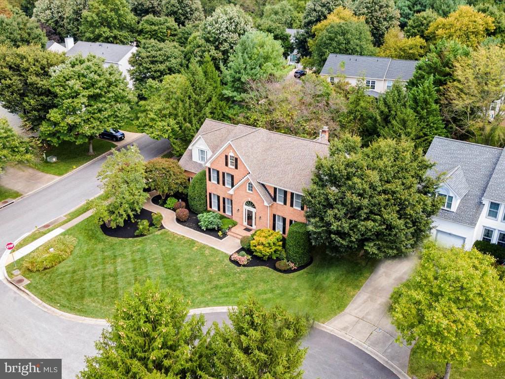 VILLAGE OF RIVER HILL - Residential