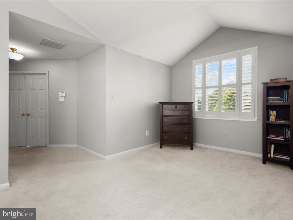 VILLAGE OF RIVER HILL - Residential