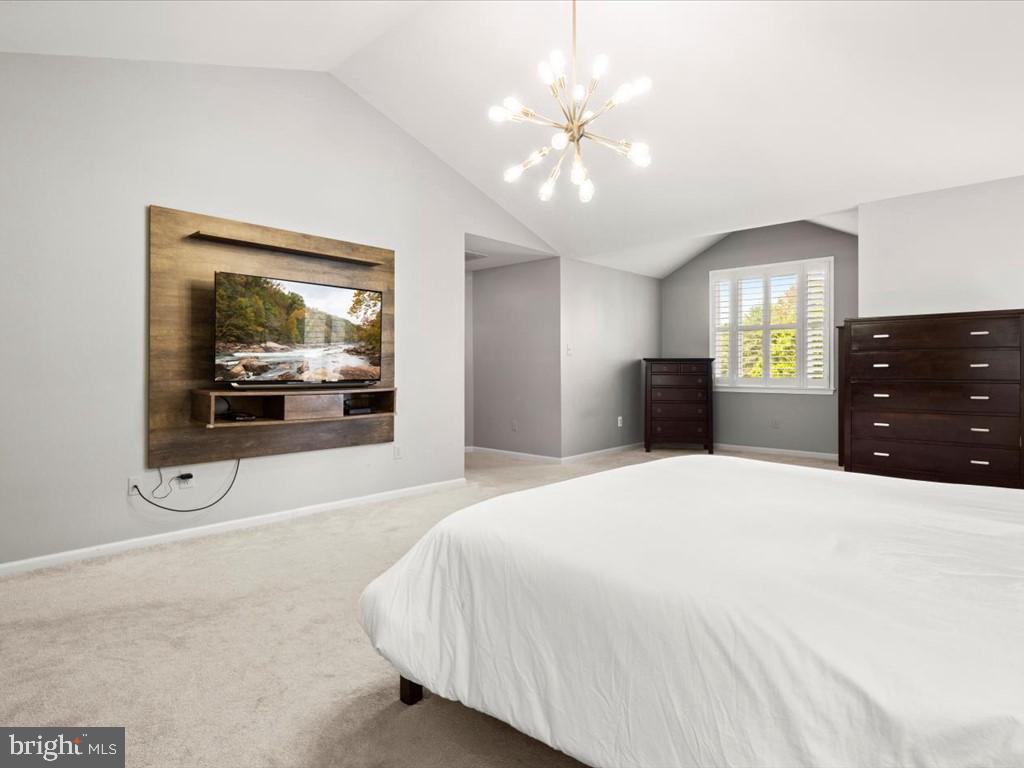 VILLAGE OF RIVER HILL - Residential