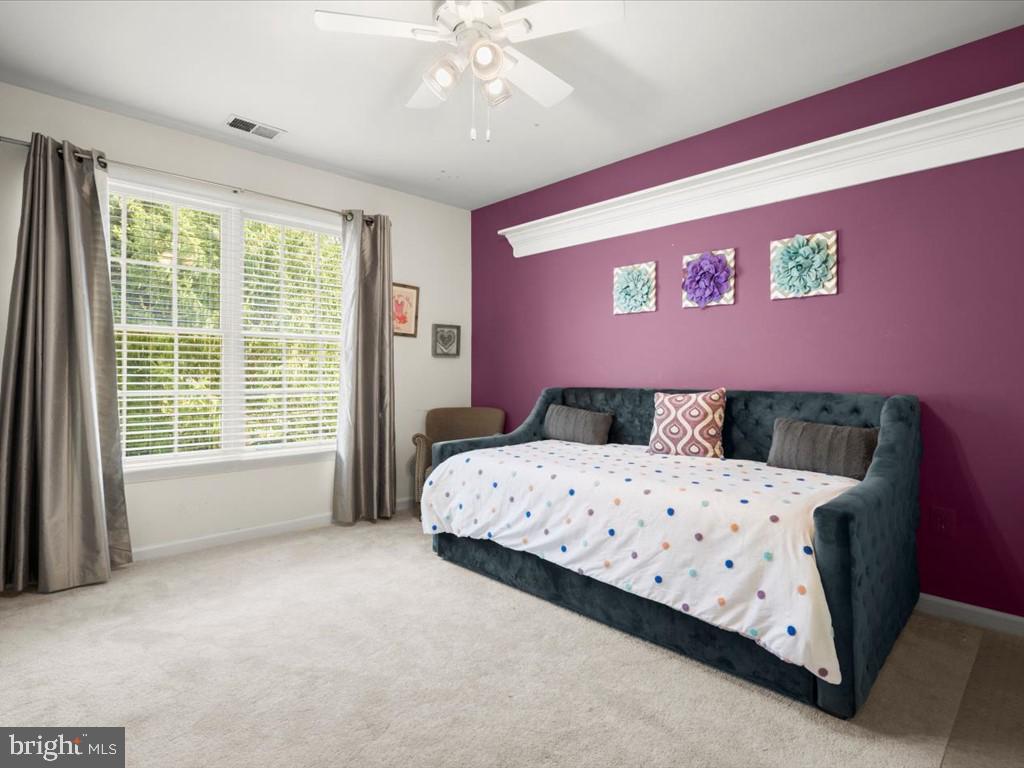 VILLAGE OF RIVER HILL - Residential