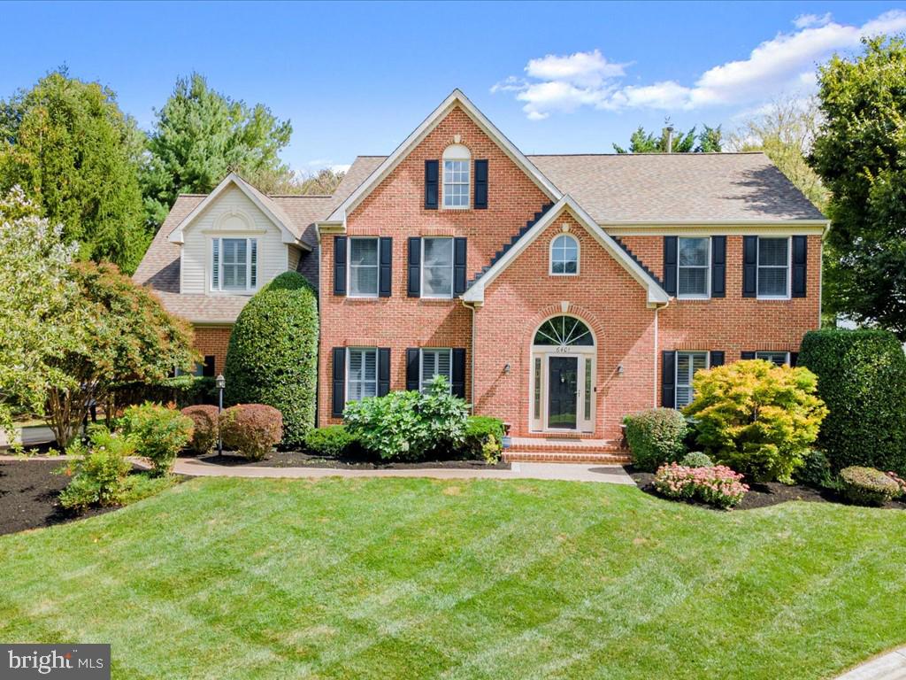 VILLAGE OF RIVER HILL - Residential