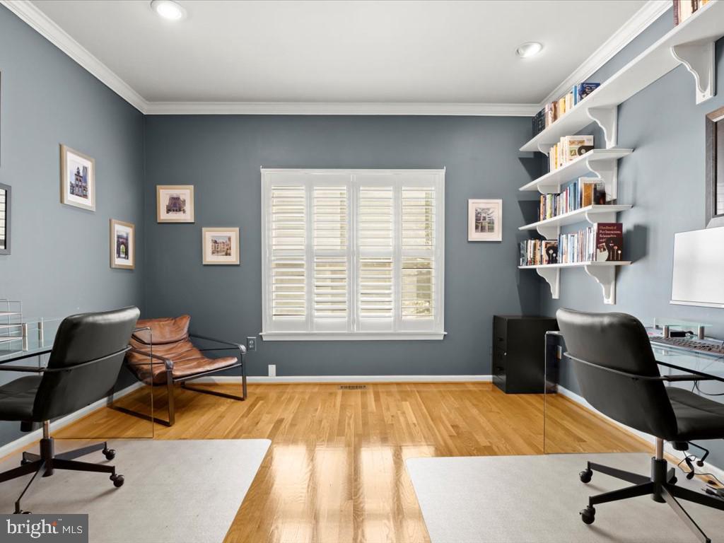 VILLAGE OF RIVER HILL - Residential