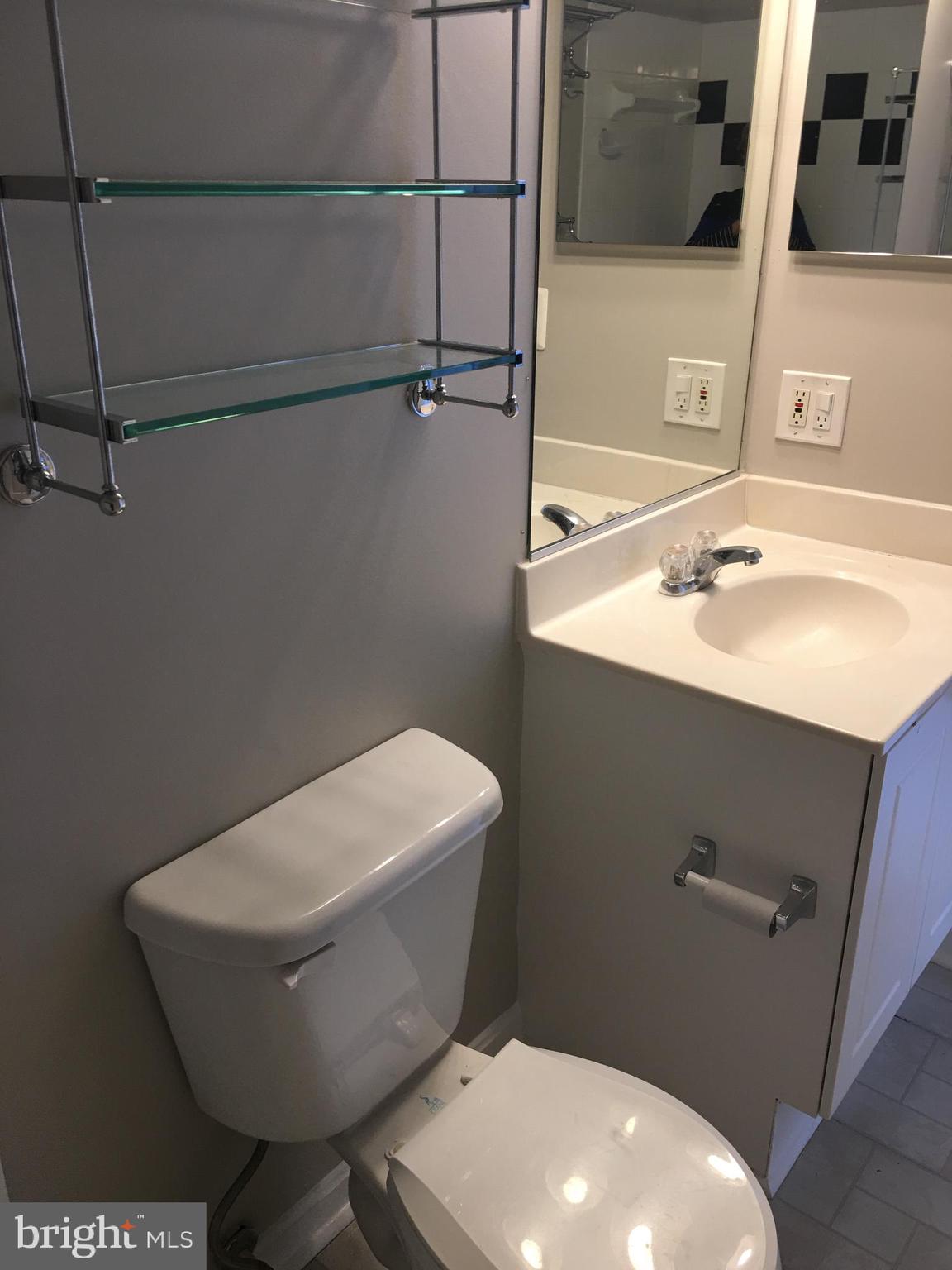 MARQUIS AT VIENNA STATION - Residential Lease