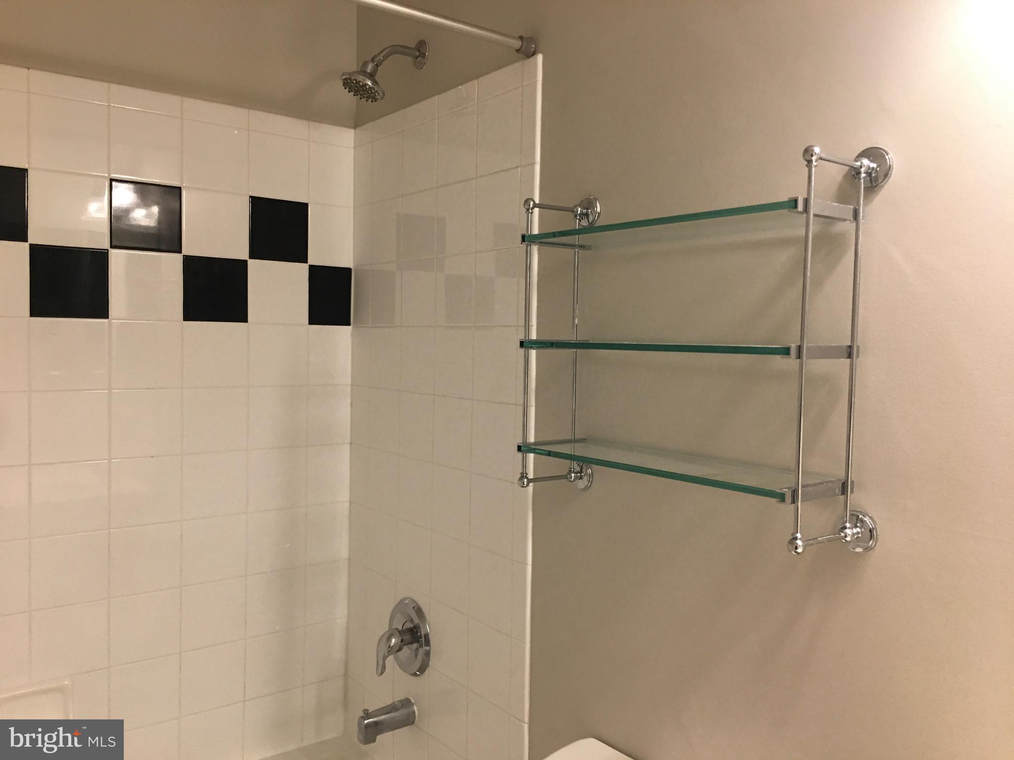 MARQUIS AT VIENNA STATION - Residential Lease