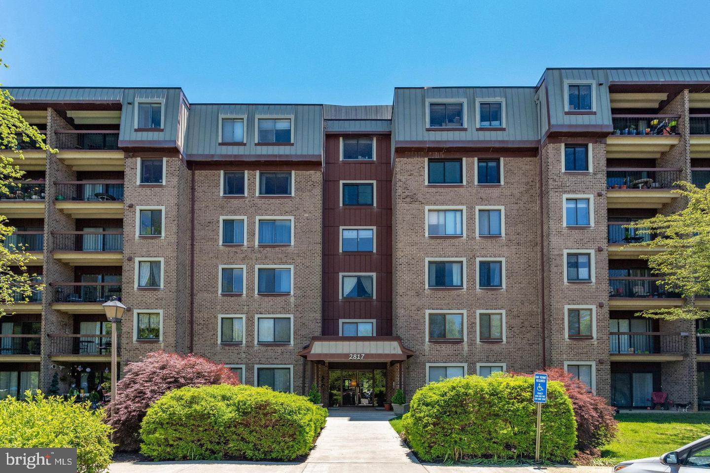 TREEBROOKE CONDOMINIUM - Residential