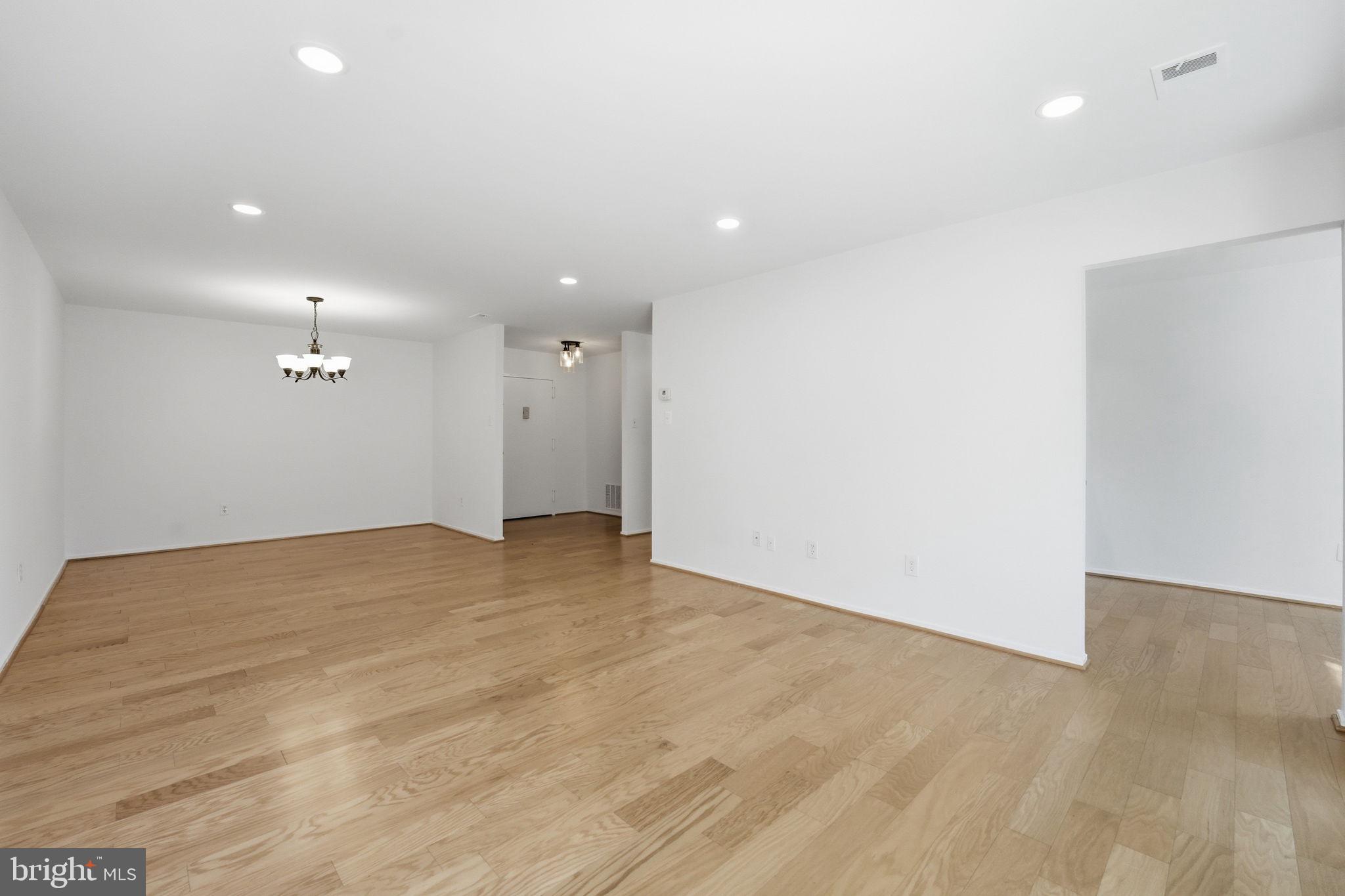 TREEBROOKE CONDOMINIUM - Residential