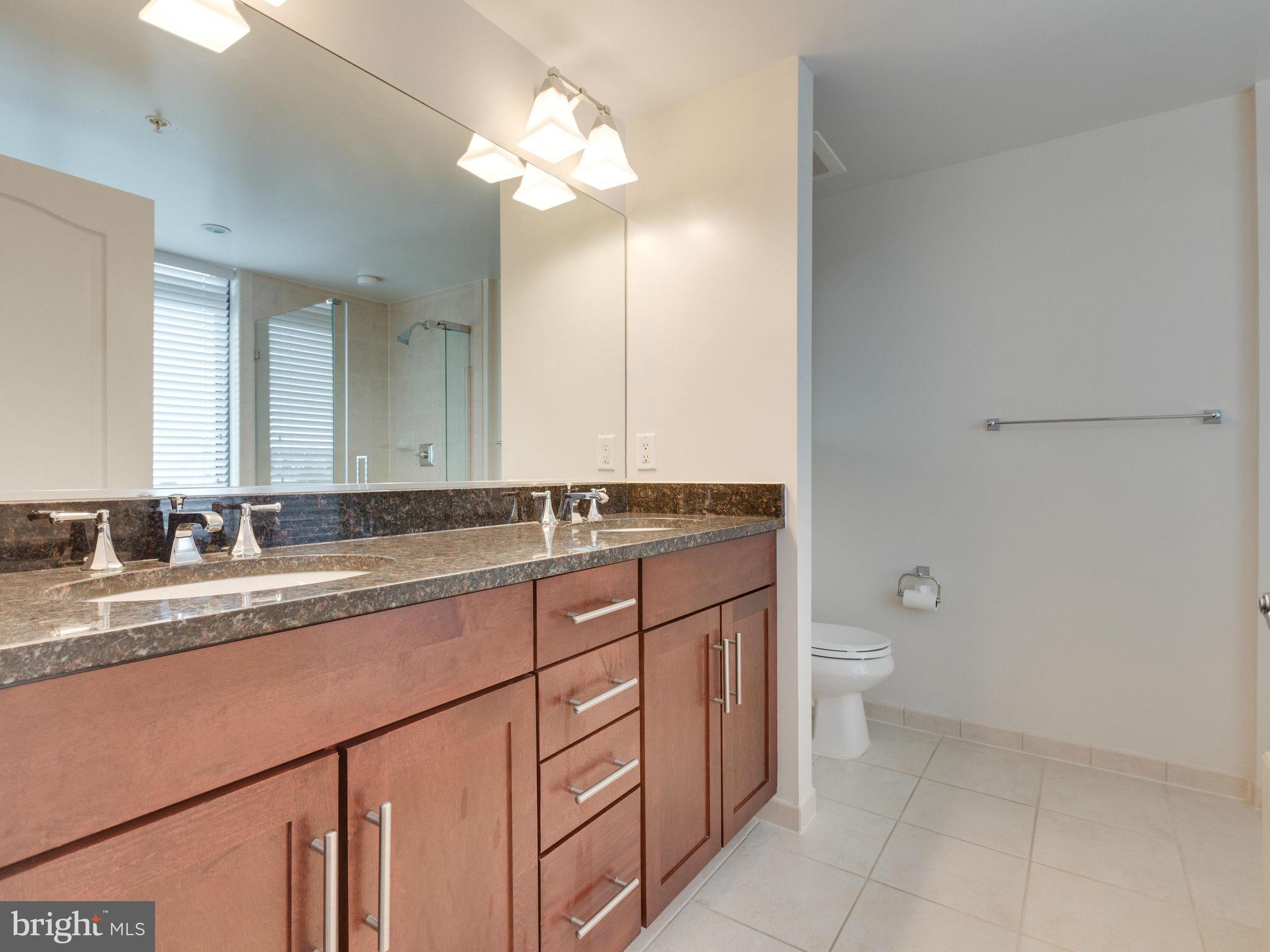 THE MONARCH - Residential Lease